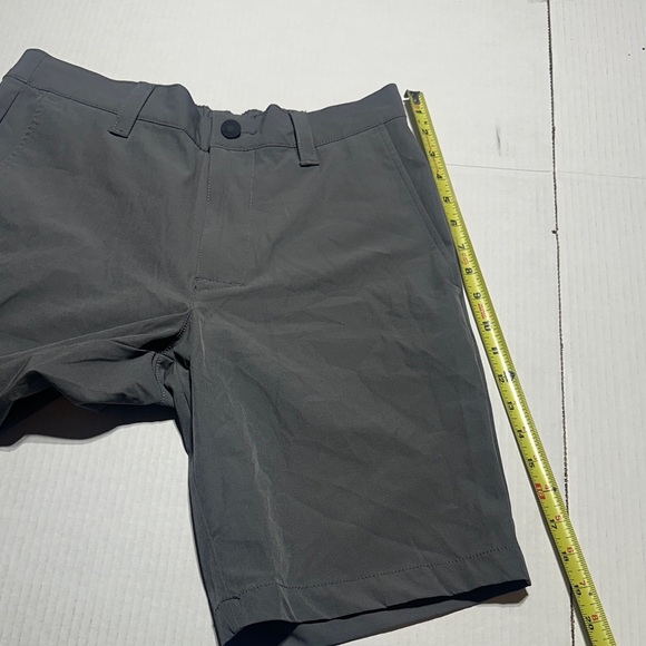 NWT Banana Republic Gray comfort flat front Shortsw pockets & zipper lightweight - Picture 3 of 8